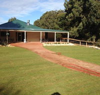 Hanson Bay Wildlife Sanctuary Cafe - Book Restaurant