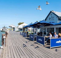 Hector's Cafe on the Wharf - Book Restaurant