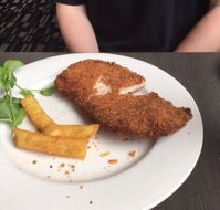 Paradise Hotel Bistro - Book Restaurant