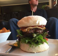 The Hub Gumeracha - Book Restaurant