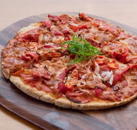 Berri Hotel Bistro - Book Restaurant