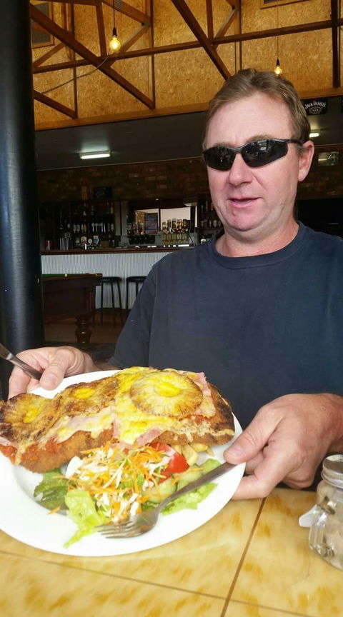 Coffin Bay Hotel - Book Restaurant 4