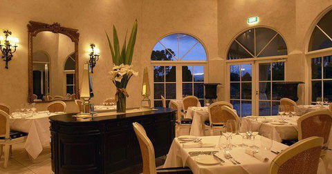 Bruni's Restaurant At Villa Howden - Book Restaurant 19