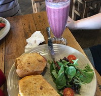Boardriders Cafe 28 - Book Restaurant