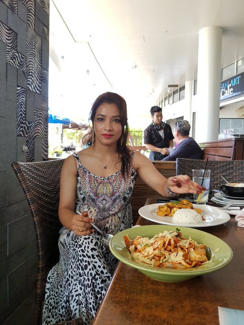 Cecada Cafe-Restaurant & Bar - Book Restaurant 4