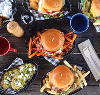 Iron  Resin Garage - Book Restaurant