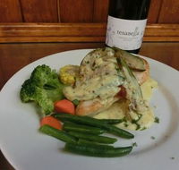 BRISBANE VALLEY TAVERN - Book Restaurant