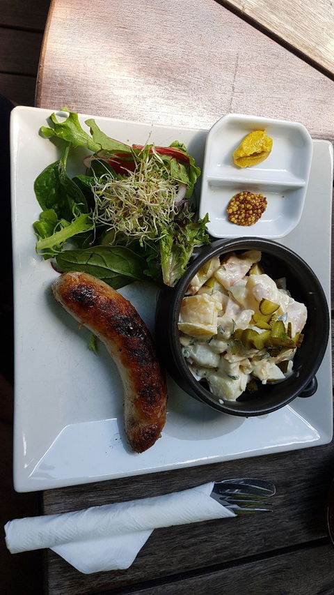Elm Haus Cafe - Book Restaurant 1