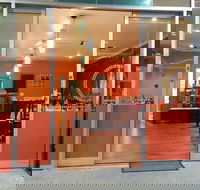 Indian Essence - Book Restaurant