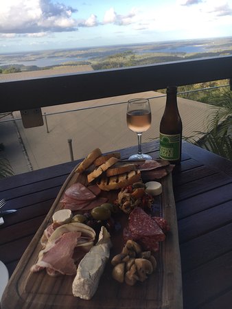 Clear Mountain QLD Book Restaurant
