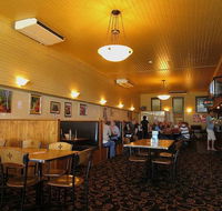 Carrollee Hotel - Book Restaurant