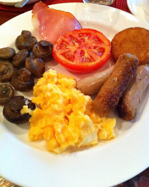 Explorers Restaurant - Book Restaurant 2