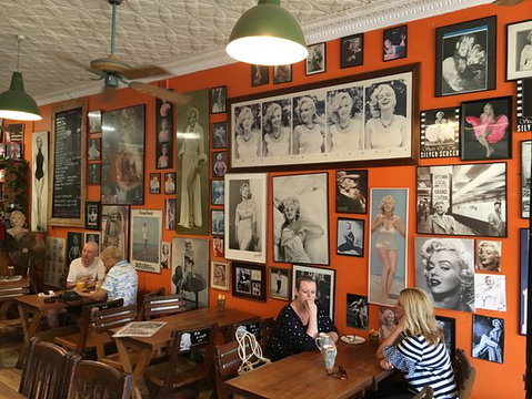 A Cafe Etc - Book Restaurant 0