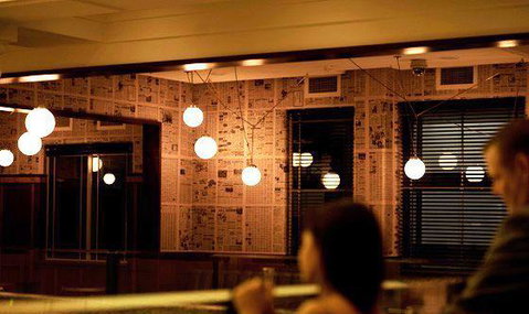 Apple Daily Bar & Eating House - Book Restaurant 10