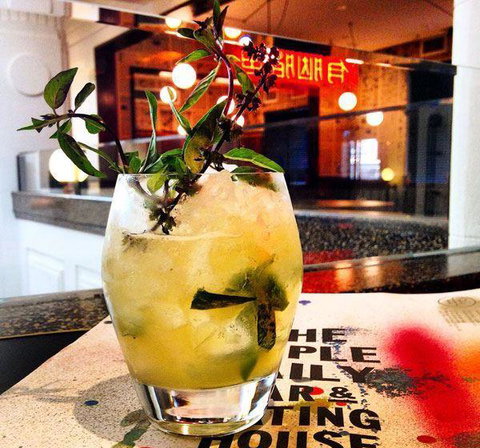 Apple Daily Bar & Eating House - Book Restaurant 2