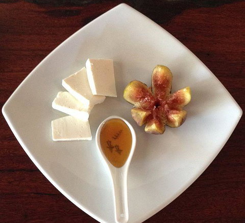 Katch-Up Seafood Grill & More - Book Restaurant 4