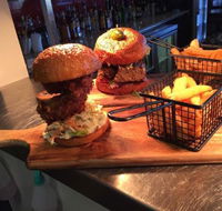 Sandy's Bar and Grill - Book Restaurant