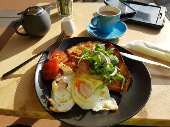 Ingoldsby QLD Book Restaurant