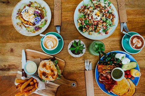 Monica's Cafe - Book Restaurant 0