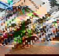 Pho Street - Book Restaurant