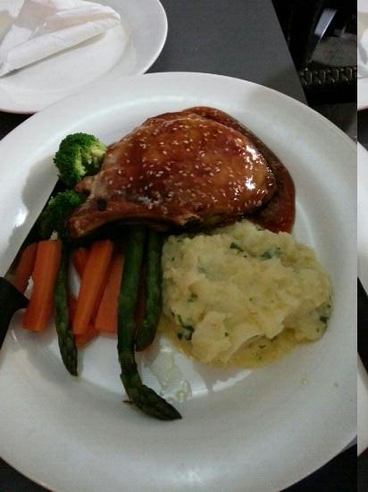 The Coffee Club - Cairns Esplanade - Book Restaurant 2