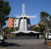 The Windmill Cafe at Bargara - Book Restaurant