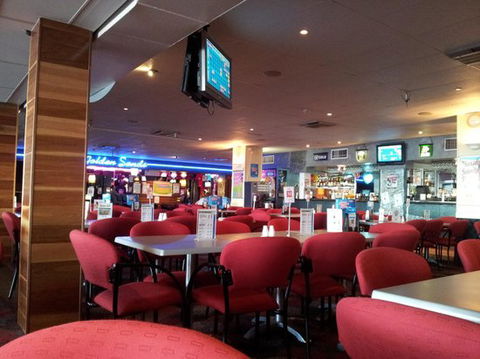 Caloundra Power Boat Club - Book Restaurant 0