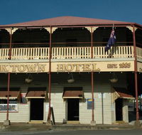 Cooktown Hotel - Book Restaurant