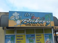 Eds beach bakery rainbow beach