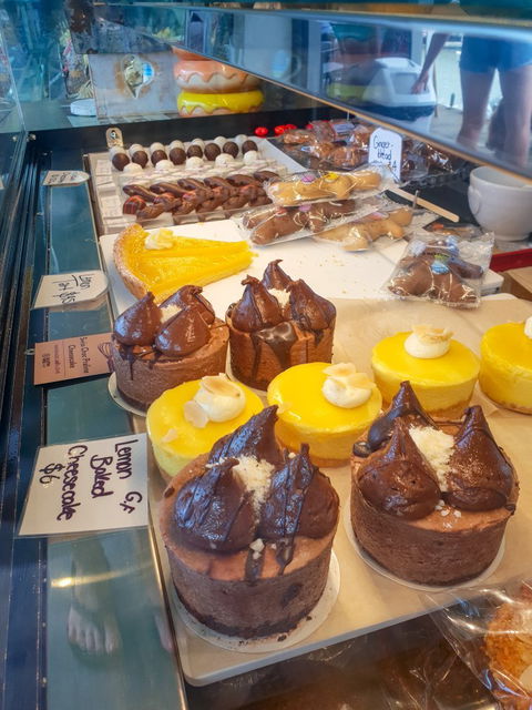 Noosa Amore Gelato - Book Restaurant 4