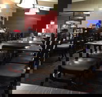 The Club Hotel Motel - Book Restaurant