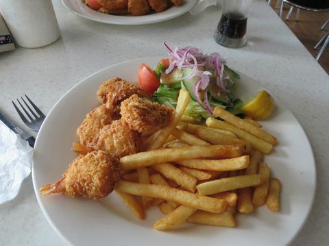 The Crown Hotel - Book Restaurant 0