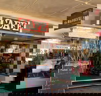 The Musical Fence Cafe - Book Restaurant