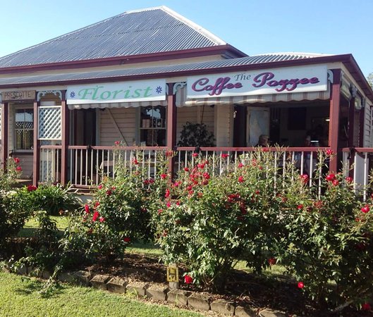 Coalstoun Lakes QLD Book Restaurant