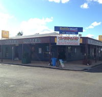 Commercial Hotel Motel Biggenden - Book Restaurant