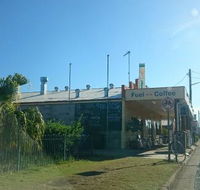 Dan's Diner - Book Restaurant