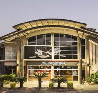 Magpies Sporting Club - Book Restaurant