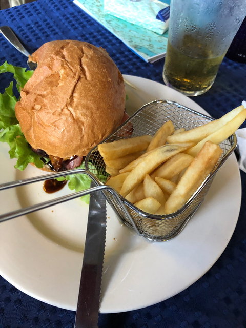 Mena Creek Hotel - Book Restaurant 2