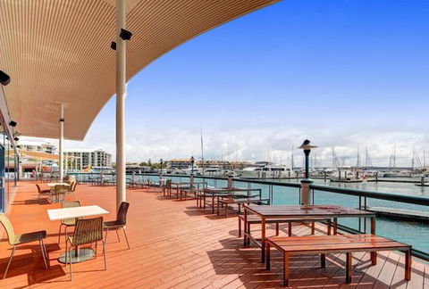 The Boat Club - Book Restaurant 0