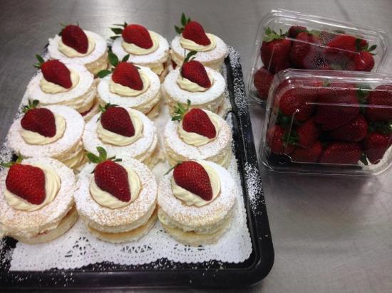 Jacobs Well QLD Book Restaurant