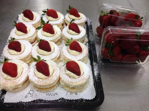 The Flying Pie Man - Book Restaurant 0