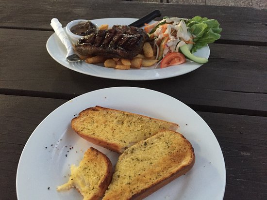 The Pines QLD Book Restaurant
