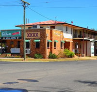 The Royal Hotel Meandarra - Book Restaurant