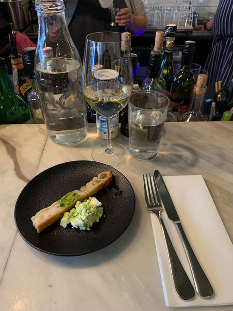 Tipo 00 - Book Restaurant 1