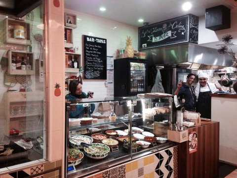 B'COS - Book Restaurant 0