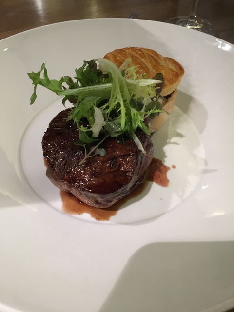 Bacash Restaurant - Book Restaurant 1