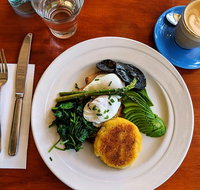 Errol's Cafe - Book Restaurant