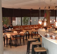 Hunter's Kitchen  Bar - Book Restaurant