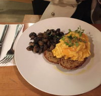 Mister Close - Book Restaurant