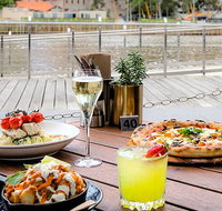 Plus 5 - Book Restaurant